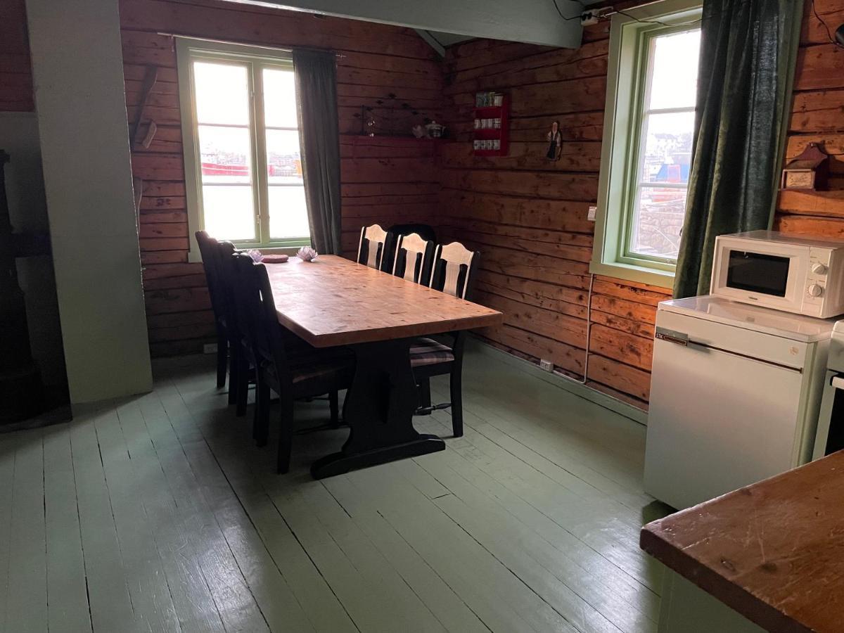 Kraemmervika Rorbuer - Rustic Cabins In Lofoten بولستاد المظهر الخارجي الصورة